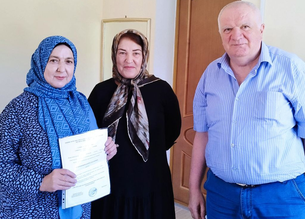 Вручили сертификат на жильё.